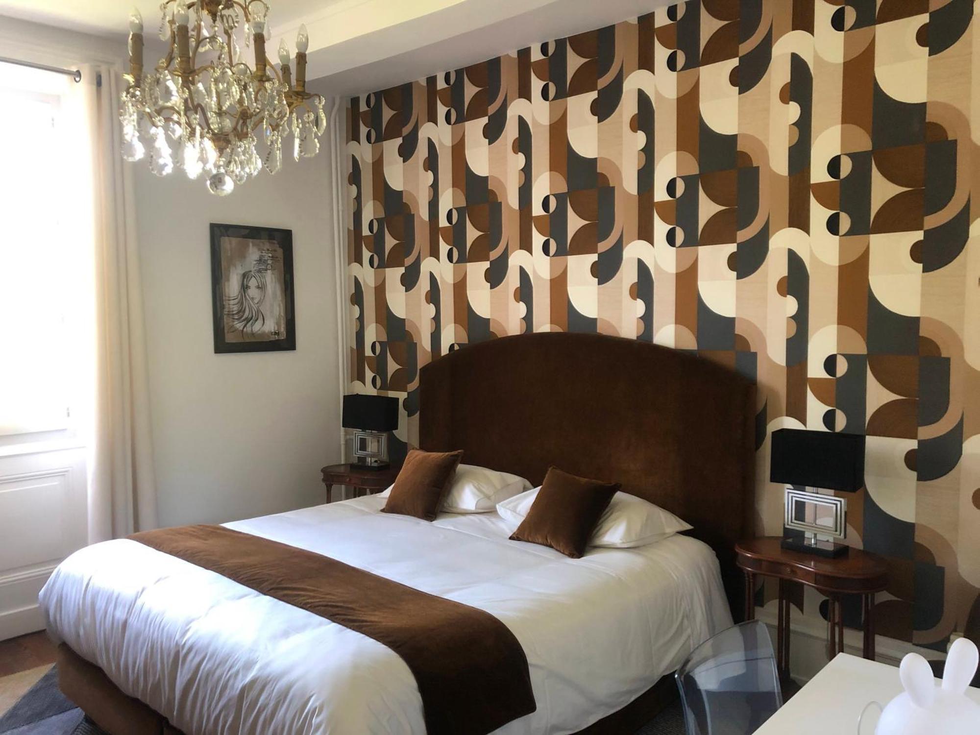 Relais Du Destin Hotel Vertrieu Buitenkant foto